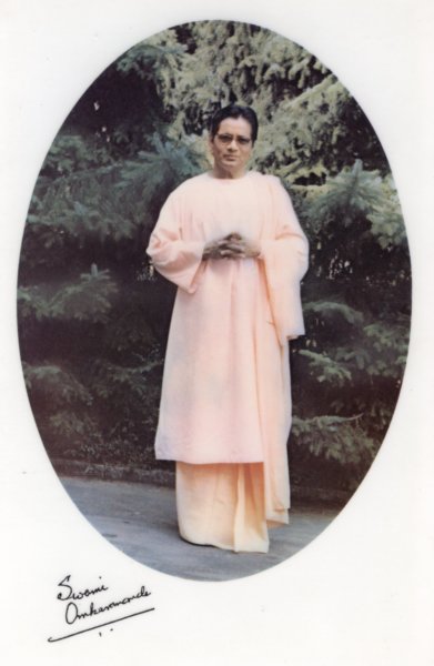 gurudev_03.jpg